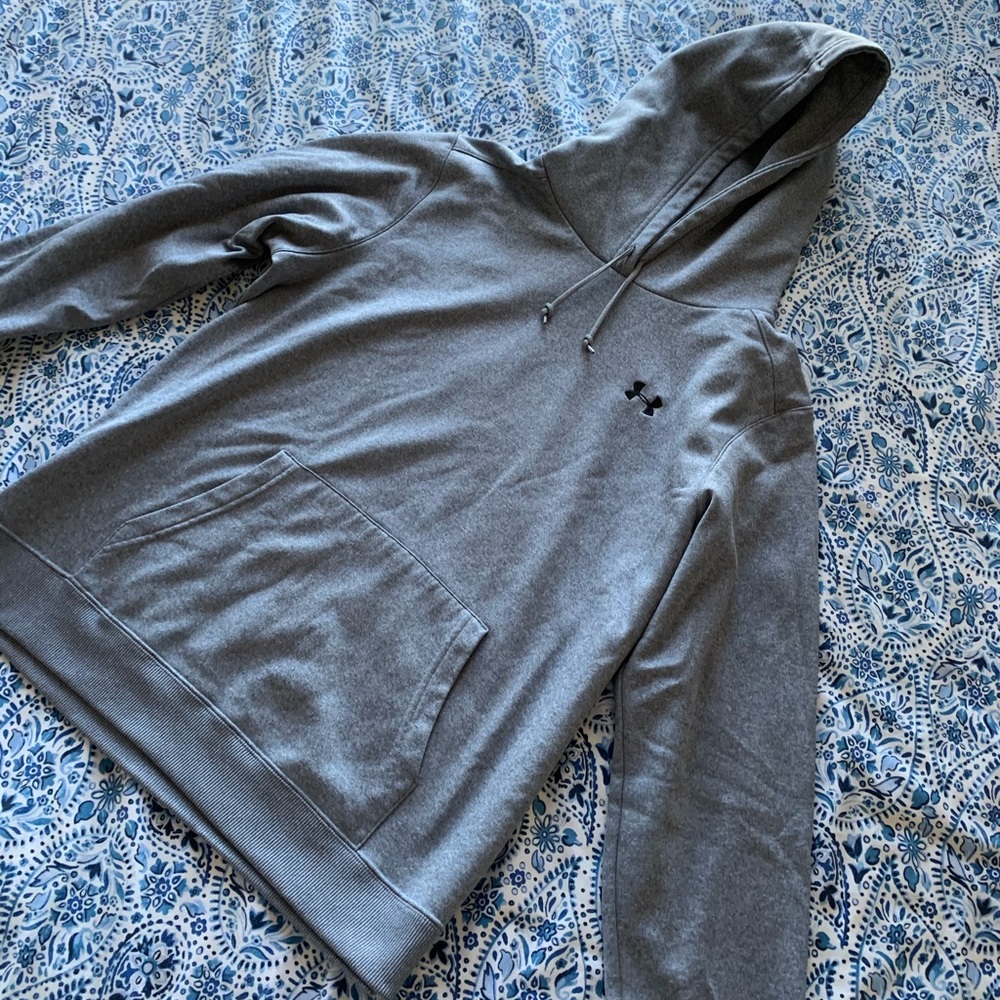 New underarmor sweatshirt